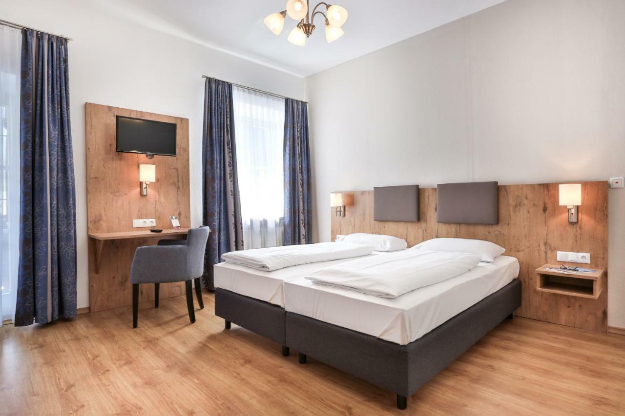 Hotel Schiffmeister Шёнау-ам-Кёнигсзе Экстерьер фото